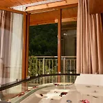 Zallina Тети