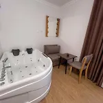 Zallina Тети