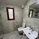 Отель Zallina