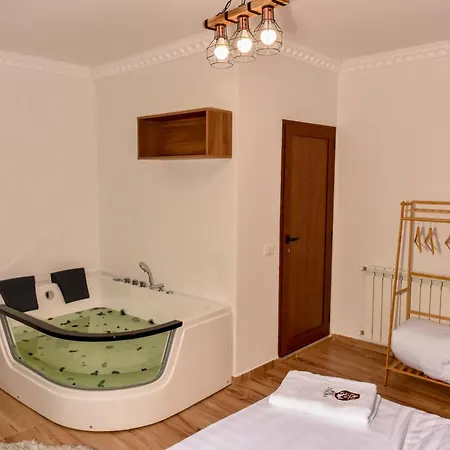 Zallina 3*