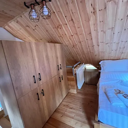 Zallina 3* Theth