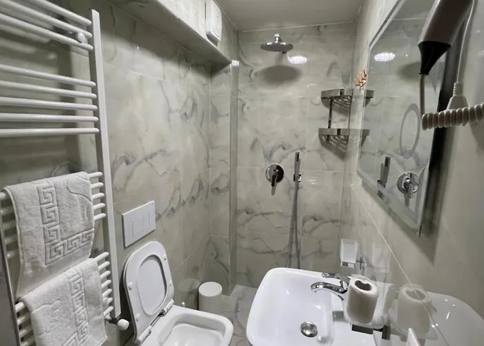 מלון Zallina 3*