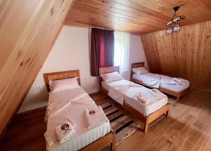 מלון Zallina טת